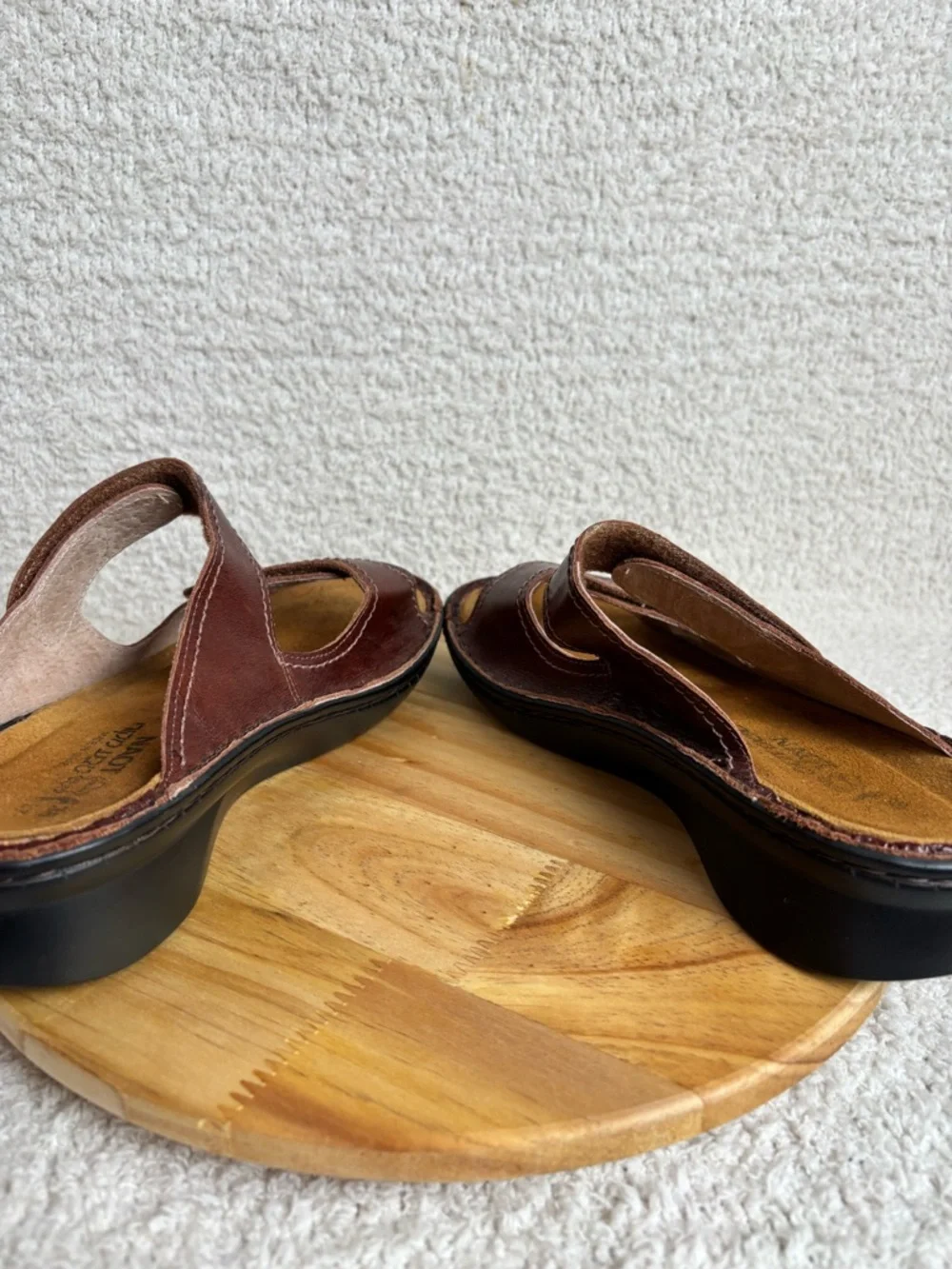 Naot Sandals Womens 7 Brown Sitar Two Strap Slip On Comfort Leather Casual